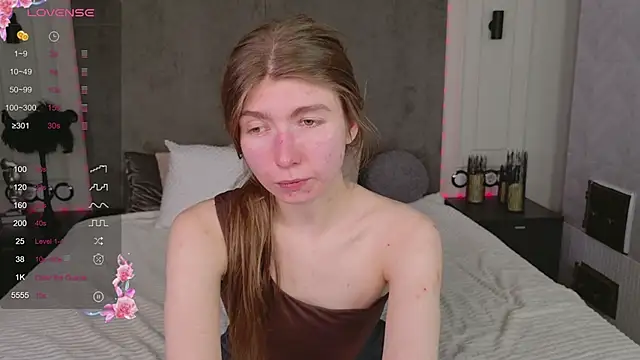 Bubble Chloe online show from 03-06-26, 02:23