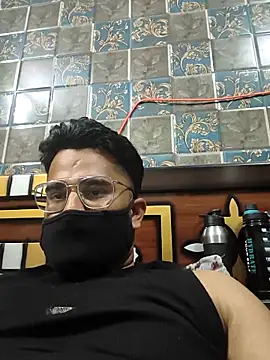 MrCurioX online show from 05-03-26, 05:49