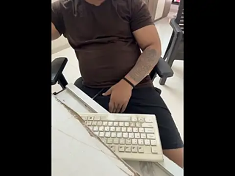 Rah0091 online show from 02-26-26, 07:19