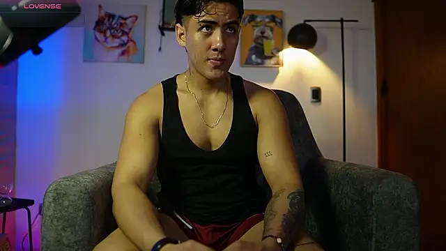 TaylerCross  online show from 03-12-26, 12:53