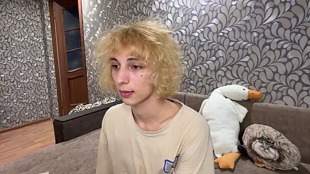 Fred bucks online show from 04-19-26, 01:34