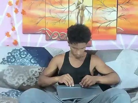 Yoel hot2004 online show from 02-15-26, 07:35