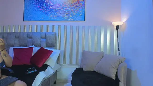 nina glow online show from 02-28-26, 11:43