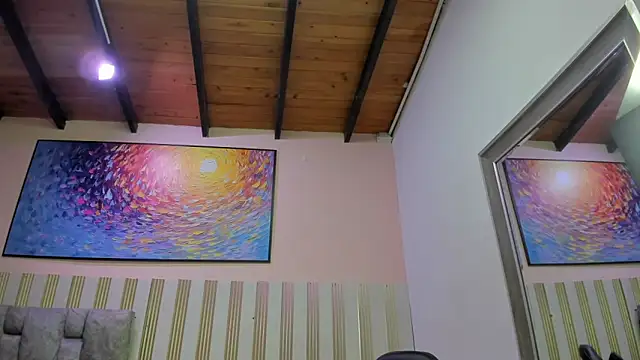 nina glow online show from 04-10-26, 11:17