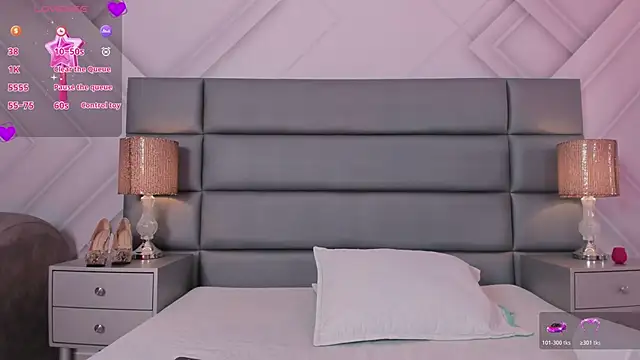AlexaFoxx  online show from 05-10-26, 01:04