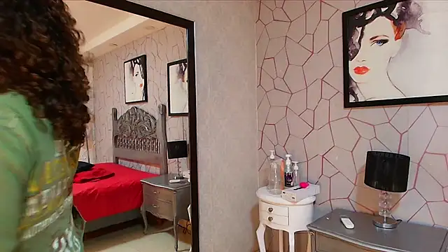 meganrousx online show from 03-26-26, 12:03