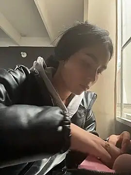 Snapshot of Sara_Fernandez_ chatting on 02-17-26, 02:03 Sara Fernandez online show from 02-17-26, 02:03