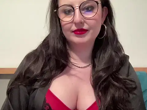 Snapshot of DorothyJoy chatting on 04-27-26, 06:17 DorothyJoy online show from 04-27-26, 06:17