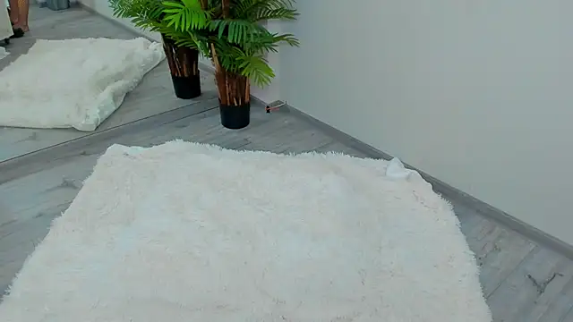 Ivorym00n online show from 03-08-26, 07:55