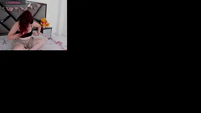 CarolRousee online show from 05-04-26, 07:28