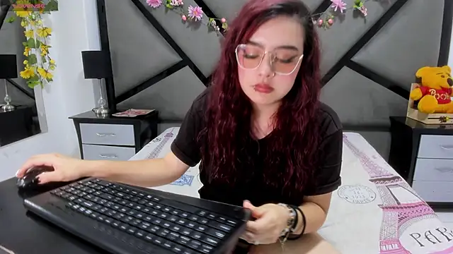 CarolRousee online show from 05-20-26, 07:44