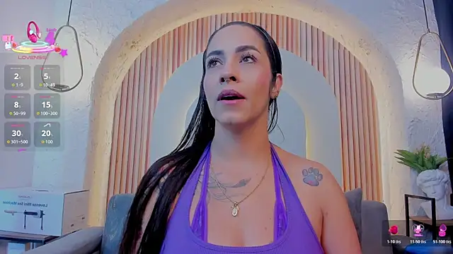 violet scott  online show from 04-09-26, 10:21