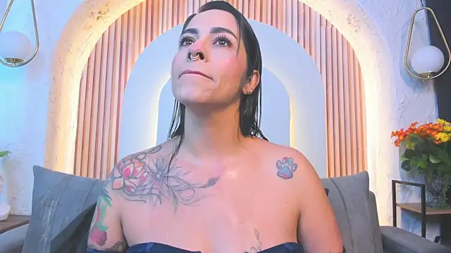 violet scott  online show from 05-19-26, 10:22