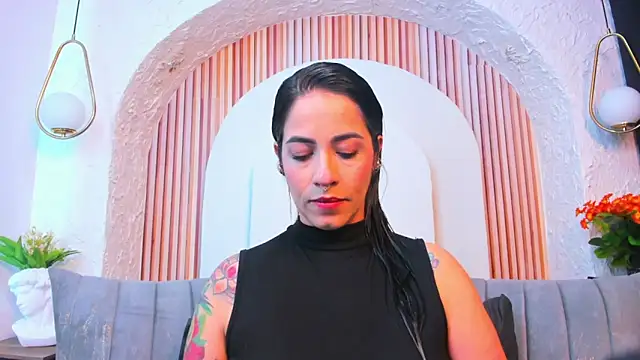 violet scott  online show from 06-01-26, 10:26