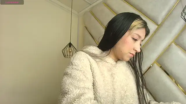 Dahiana Dmour  online show from 04-07-26, 12:51