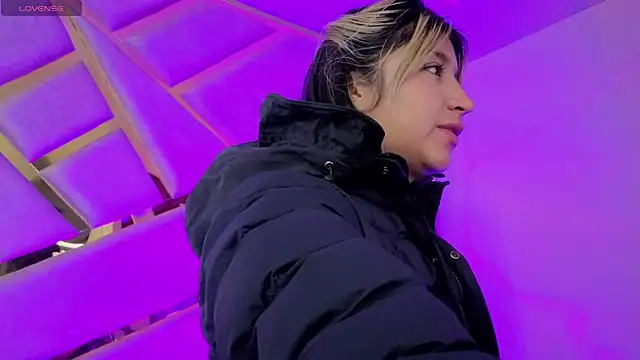 Dahiana Dmour  online show from 05-02-26, 12:21