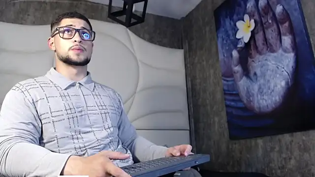 valenssio moretti online show from 04-09-26, 03:41