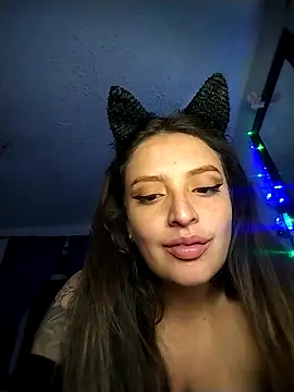 Snapshot of Deimoonblack26 chatting on 02-04-26, 10:27 Deimoonblack26 online show from 02-04-26, 10:27