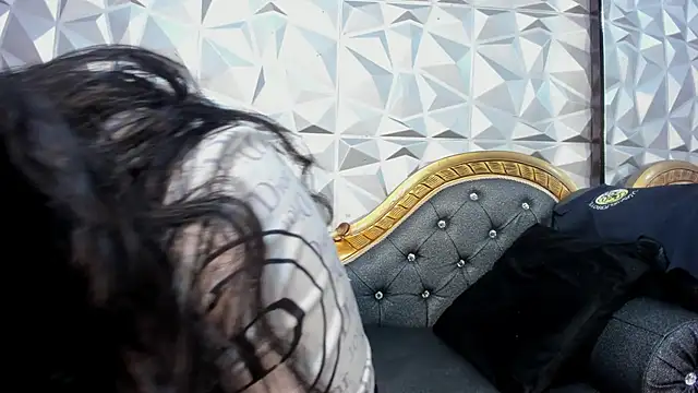 Snapshot of Carolina-Lenon chatting on 02-16-26, 06:39 Carolina-Lenon online show from 02-16-26, 06:39