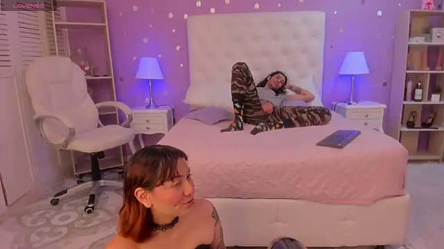 Goldentemptation  online show from 03-13-26, 08:03