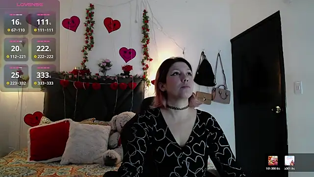 Snapshot of Sharma_Amayra chatting on 02-21-26, 07:27 Sharma Amayra online show from 02-21-26, 07:27