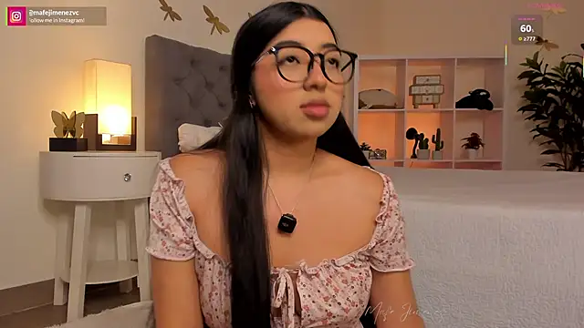 missvancouver online show from 04-17-26, 01:36