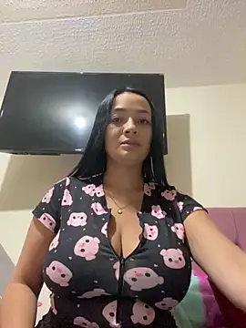 JulietaRiios online show from 03-06-26, 12:16