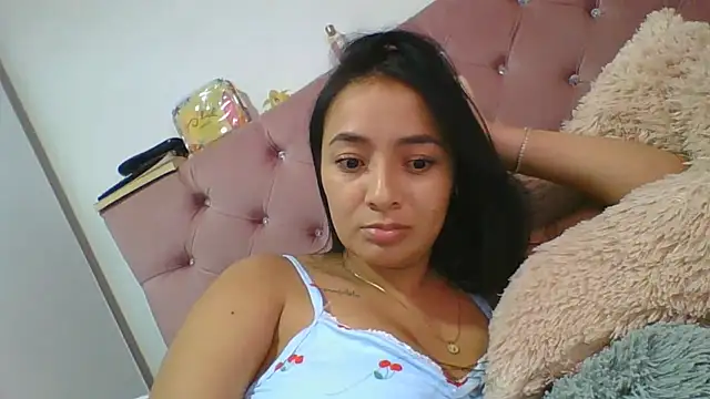 JulietaRiios online show from 06-16-26, 10:10