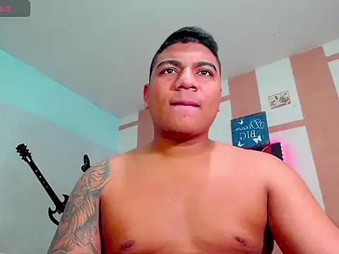 Snapshot of BradKamil chatting on 02-12-26, 03:17 BradKamil online show from 02-12-26, 03:17