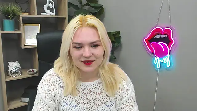 SweetLilyxo online show from 03-22-26, 08:27