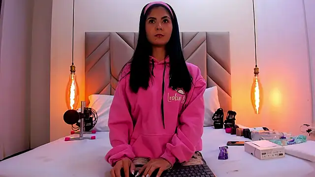 IsabellaFoox online show from 03-10-26, 12:42