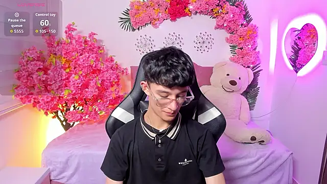 Patrick Howland  online show from 03-24-26, 08:31