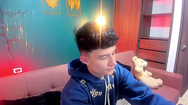 Snapshot of Patrick_Howland_ chatting on 02-10-26, 03:27 Patrick Howland online show from 02-10-26, 03:27