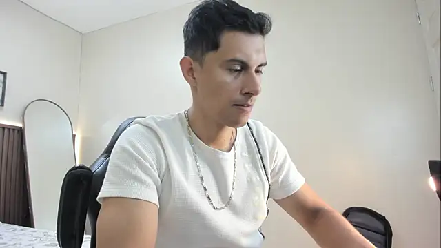 Mike Conors online show from 04-09-26, 02:57