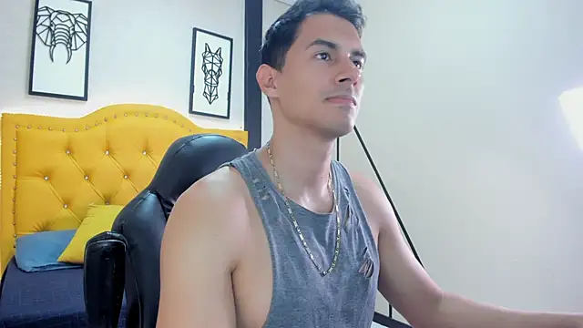 Snapshot of Mike_Conors chatting on 03-03-26, 01:45 Mike Conors online show from 03-03-26, 01:45