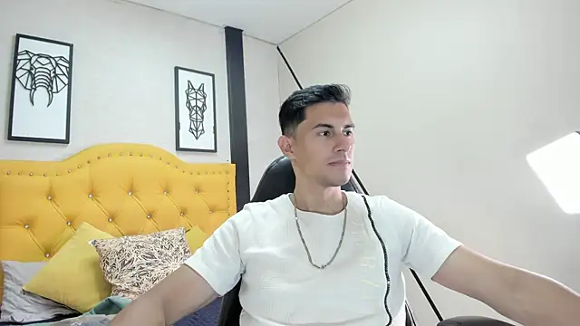 Mike Conors online show from 04-02-26, 02:08