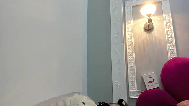 Raven love online show from 06-19-26, 12:33