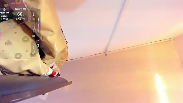 Raven love online show from 04-06-26, 07:48