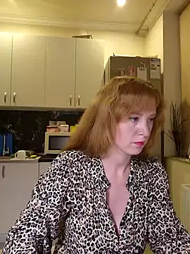 LanaBananaa  online show from 05-27-26, 08:49