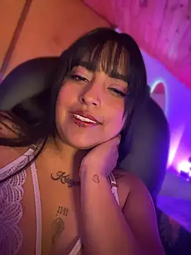 Annie Alicee online show from 04-19-26, 05:47