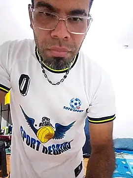 Snapshot of thom_1 chatting on 02-23-26, 12:45 thom 1 online show from 02-23-26, 12:45