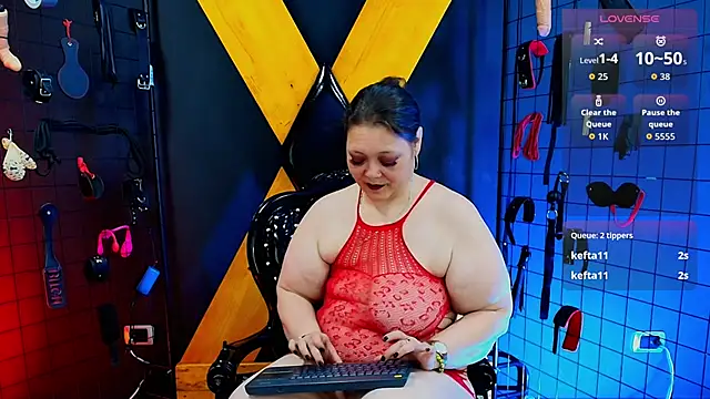 Snapshot of Judith_Mature_bdsm chatting on 02-07-26, 04:20 Judith Mature bdsm online show from 02-07-26, 04:20