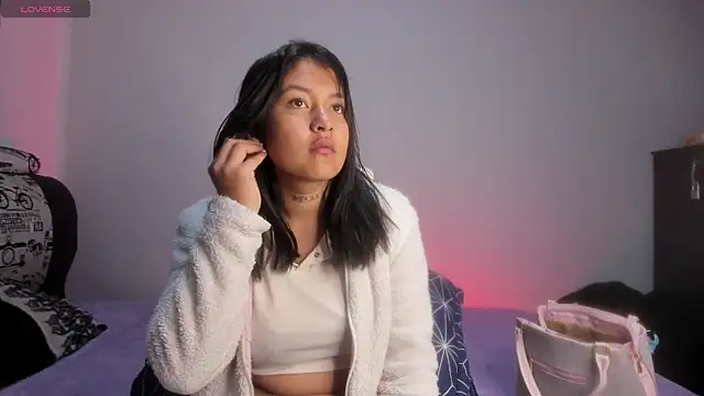 Sharlottee   online show from 02-22-26, 09:00