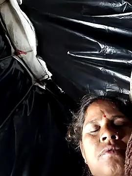 Hot kiran4 online show from 02-17-26, 09:34