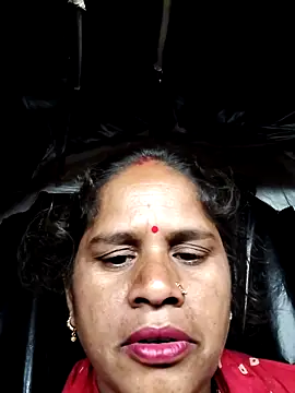 Hot kiran4 online show from 03-02-26, 08:38