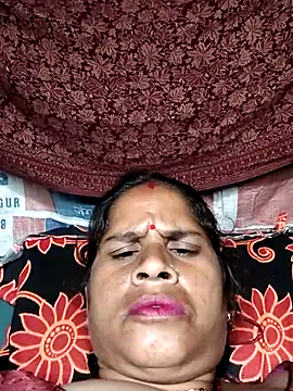 Hot kiran4 online show from 03-10-26, 08:24