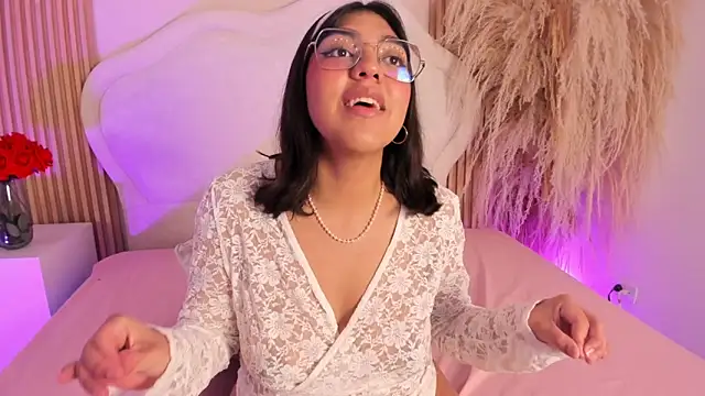 rebeca taylor online show from 02-20-26, 06:19