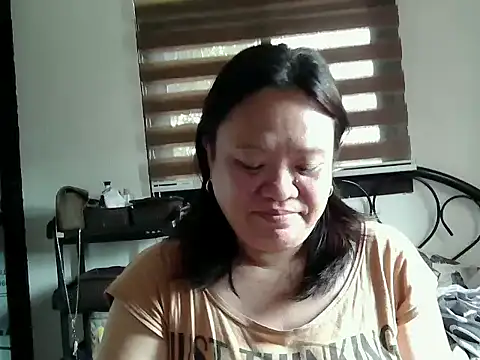 yummychubby29 online show from 02-08-26, 04:10