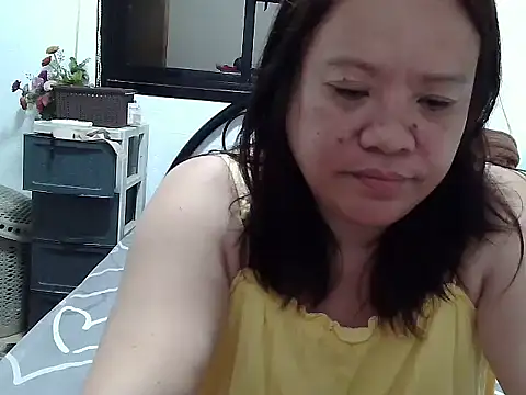 yummychubby29 online show from 03-09-26, 10:19