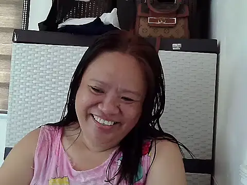 yummychubby29 online show from 05-14-26, 03:14